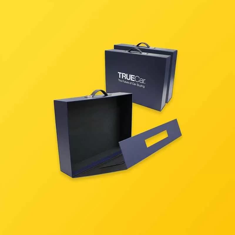 Boxes with Handles - Image 2