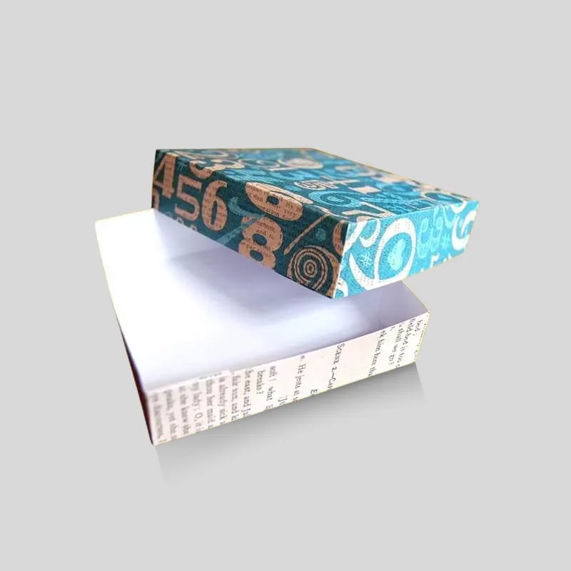 Custom Card Stock Colored Gift Boxes - Image 1