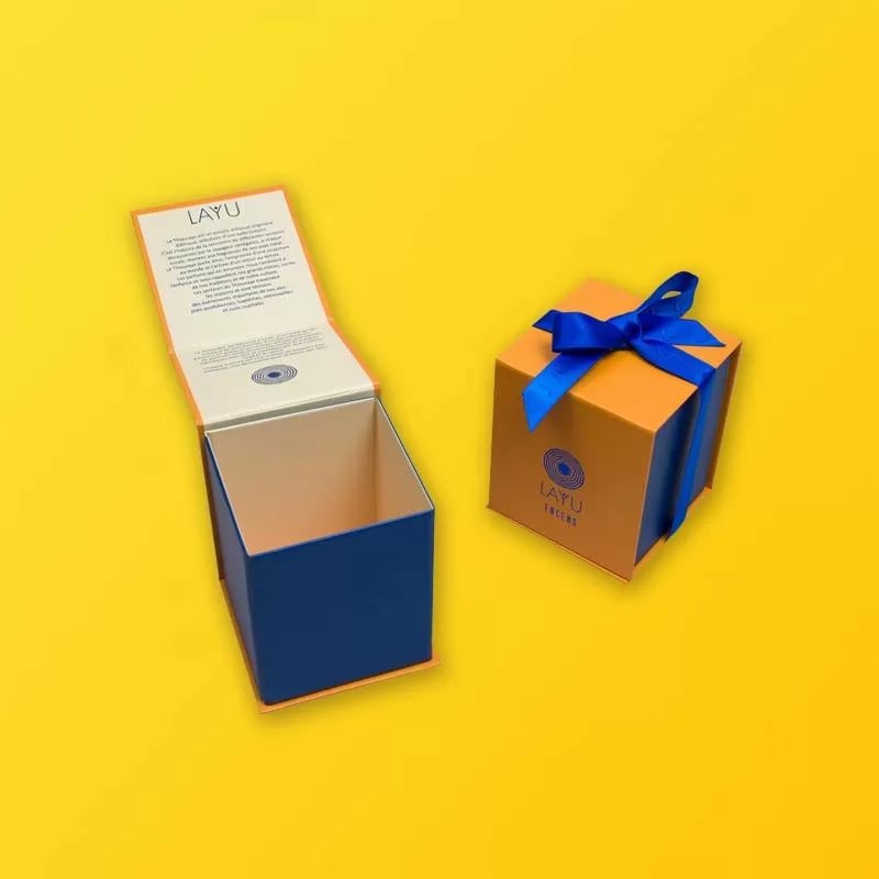 Custom Printed Magnetic Closure Gift Boxes - Image 1